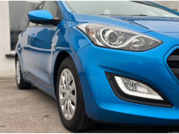 Hyundai i30 BLUE 110PS 5DR SDRIVE 381193679