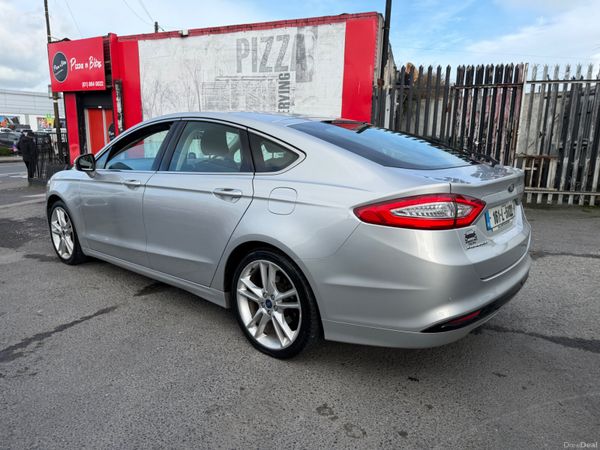 Ford Mondeo 2.0 Diesel Titanium NCT 381101589