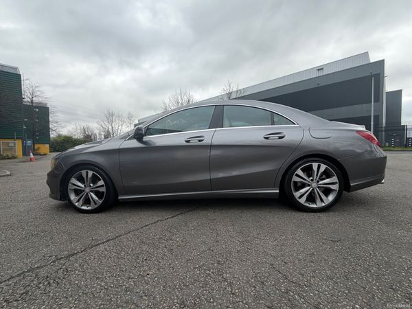 Mercedes-Benz CLA 220 D Urban Automatic 381109213