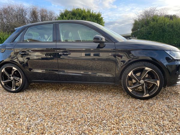 Audi A1 2016 Diesel 381128583