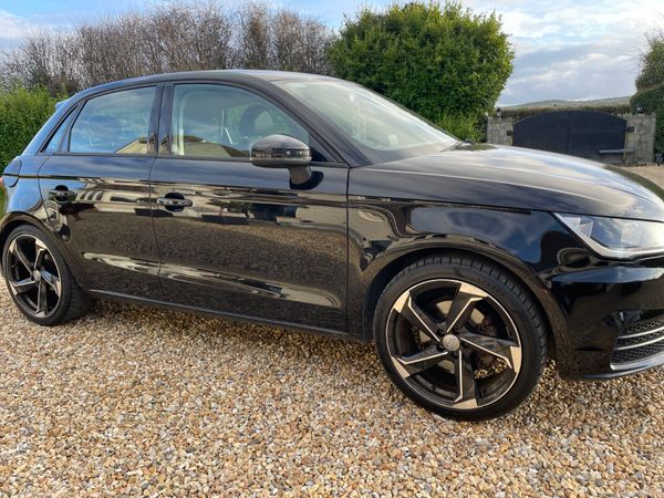 Audi A1 2016 Diesel 381128591