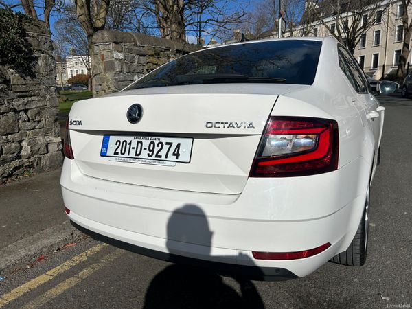 2020 SKODA OCTAIVA STYLE SERVICE HISTORY 381244829
