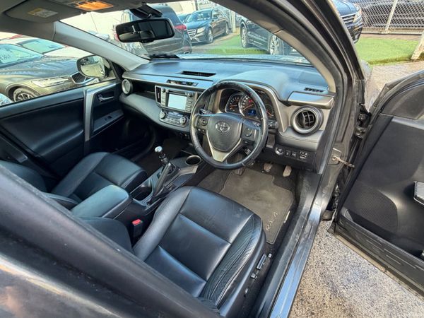 152 TOYOTA RAV2 2.0 D4D SOL - LOW KMS - LEATHER 381244931