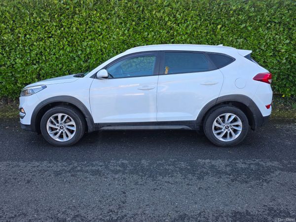 Hyundai Tucson 2016 381246835