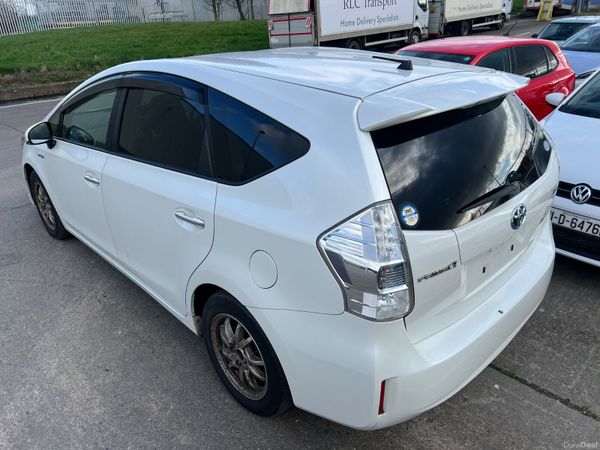 2014 TOYOTA PRIUS 7 SEATER  NCT 27 381248569