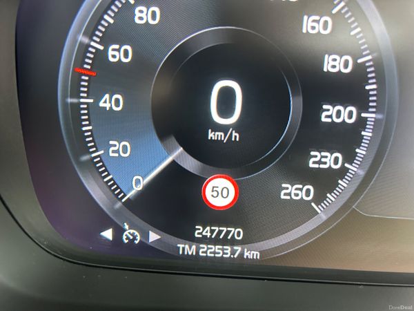 2019 VOLVO XC40 DIESEL SAT NAV NCTJANUARY 2027 381273077