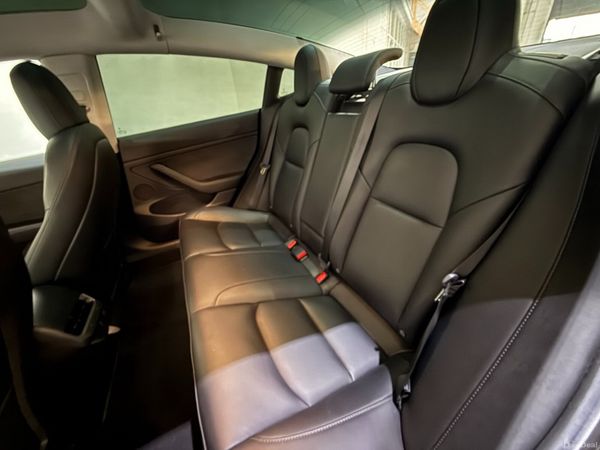 Tesla Model 3  Duel Motor Long Range - Heat Pump 381296653