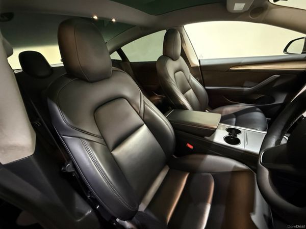 Tesla Model 3  Duel Motor Long Range - Heat Pump 381296671