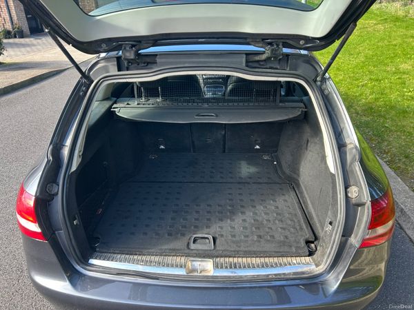 Mercedes-Benz C-Class 2016 AUTOMATIC 381208279