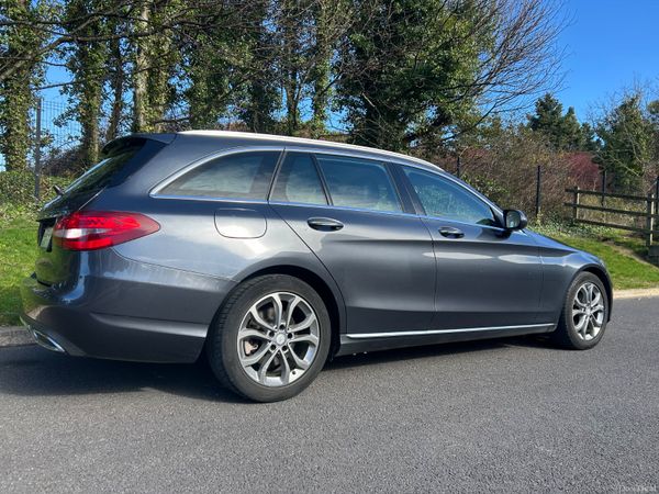 Mercedes-Benz C-Class 2016 AUTOMATIC 381208239