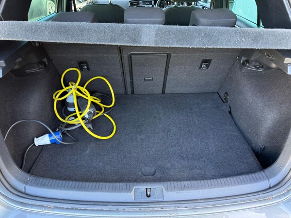 VW GOLF GTE 381210417