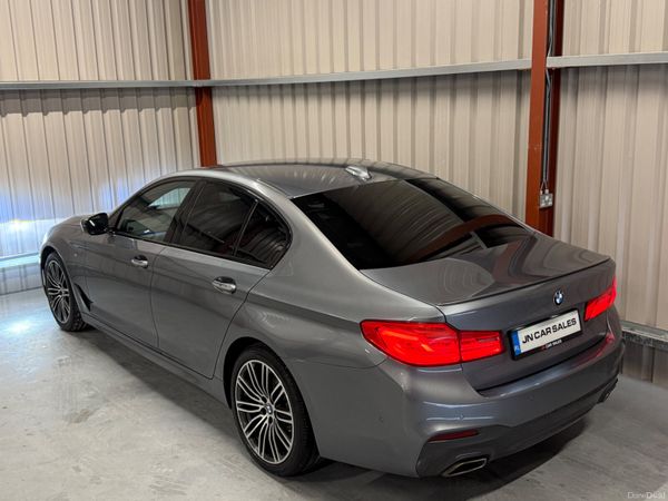2017 BMW 5-Series 520D M-Sport 381230083