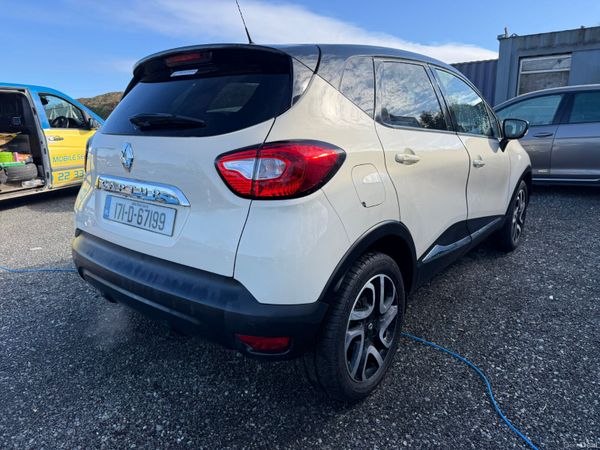 Renault Captur 2017 381231151