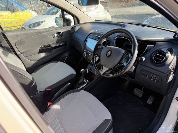 Renault Captur 2017 381231159
