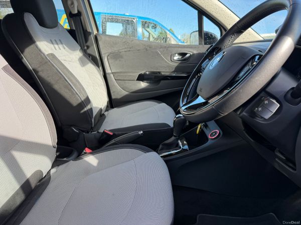 Renault Captur 2017 381231163