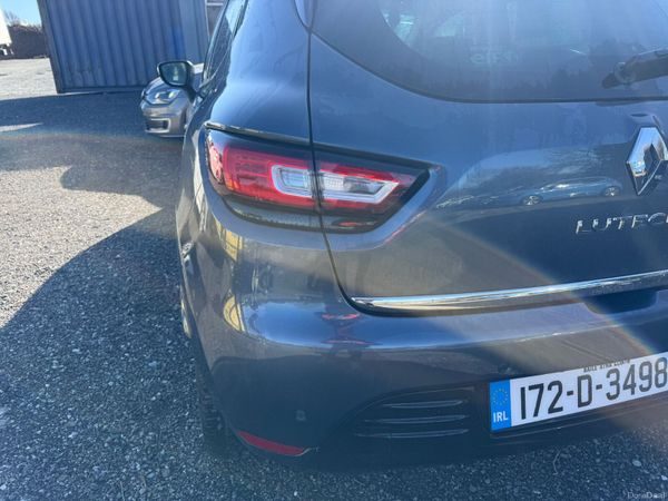 Renault Clio 381231673