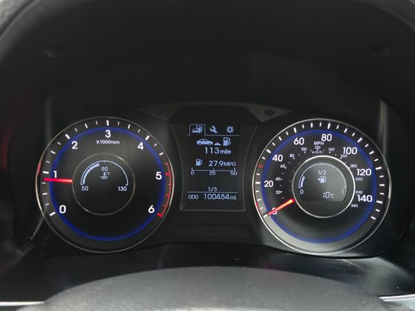 151 Hyundai i40 1.7 CRDI S 381231929