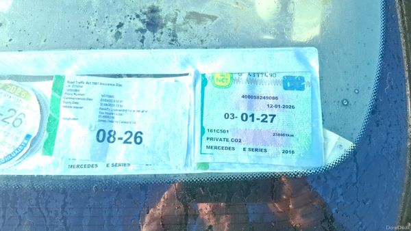 Mercedes-Benz E-Class 2016 381237265