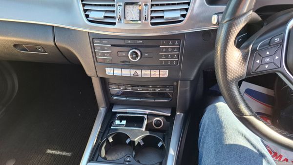 Mercedes-Benz E-Class 2016 381237277