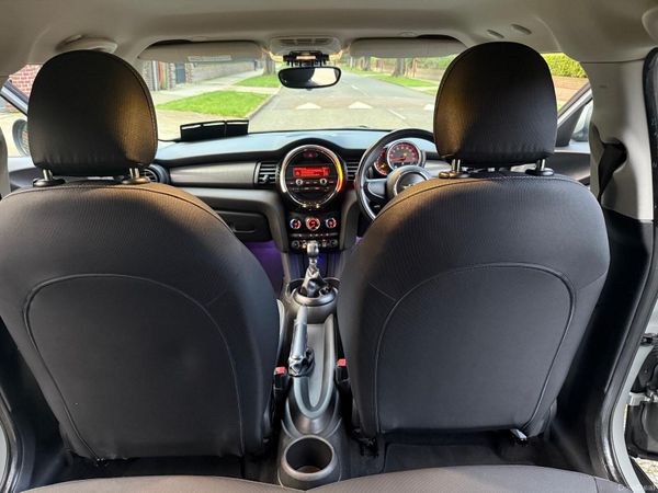 Mini Cooper AUTO , WARRANTY ,FINANCE ,VERY LOW KMS 381239965