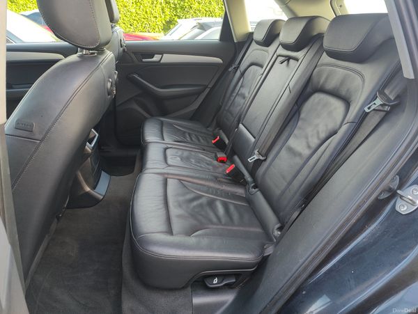 Audi Q5 2014 comes with new nct 381346785