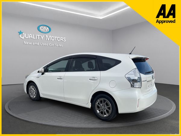 2014 PRIUS HYBRID *7 SEATER* (S57) 381347759