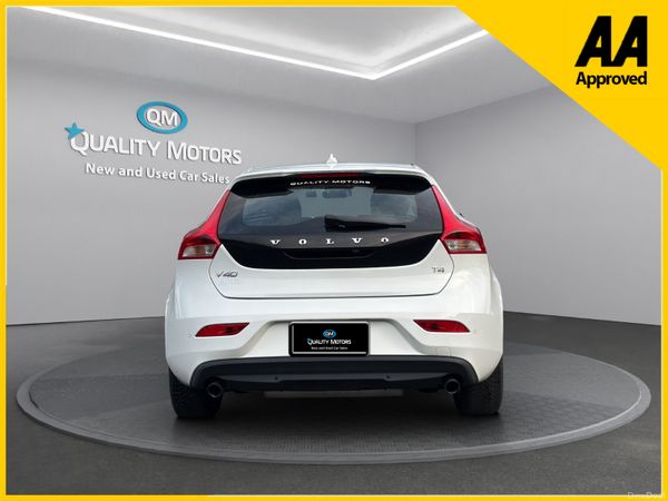 2015 VOLVO V40 (S30) 381350887