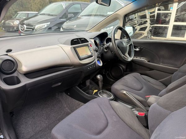 13 Honda Fit Hybrid 381379869