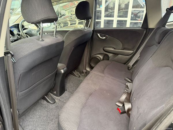 13 Honda Fit Hybrid 381379871