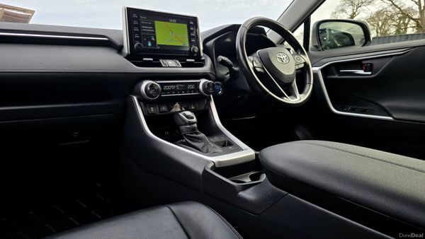 🔥 2019 Toyota RAV4 2.5 Hybrid SOL Automatic 381391659