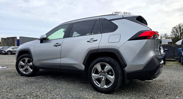 🔥 2019 Toyota RAV4 2.5 Hybrid SOL Automatic 381391601