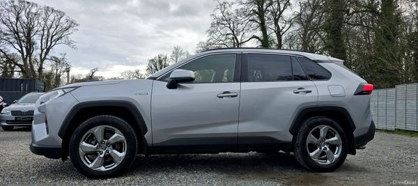 🔥 2019 Toyota RAV4 2.5 Hybrid SOL Automatic 381391609