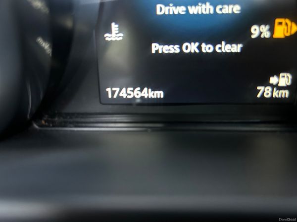 2017 JAGUAR F PACE R DESIGN PANORAMIC SUNROOF 381303127