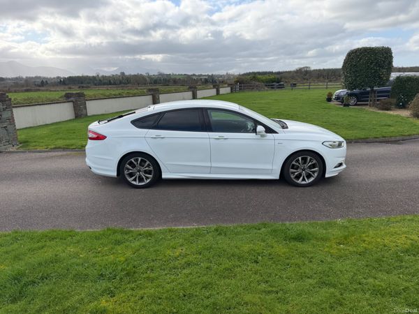 Ford Mondeo 2018 2.0 ST-Line 381445769