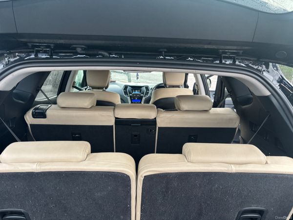 2016 Hyundai Santa Fe 4WD 7 Seater 381490219