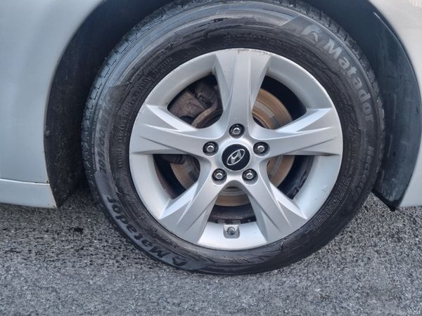 Hyundai i40 2015 381492851