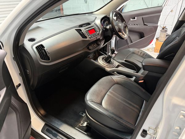 2015 KIA SPORTAGE 381496965