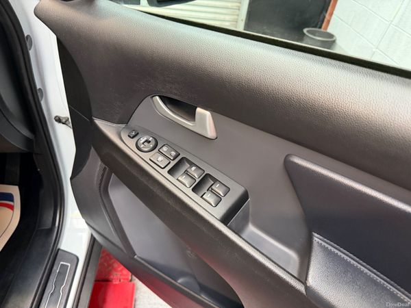 2015 KIA SPORTAGE 381496969