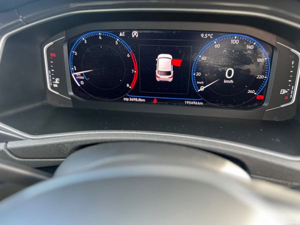 Volkswagen T-Roc 2018 381405807