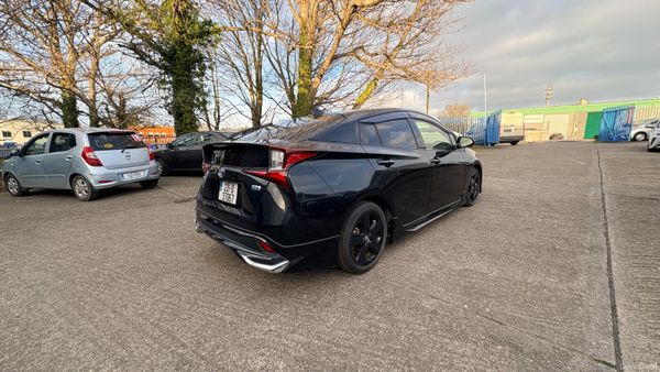 Toyota Prius Hybrid 2022 381409685