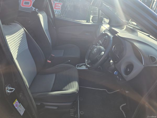 Toyota Yaris 2017 381412813