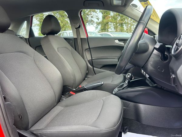 Audi A1 2016 1.0 Auto 381416421