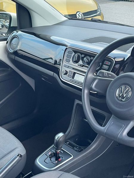 2014 Volkswagen Up Automatic 381418523