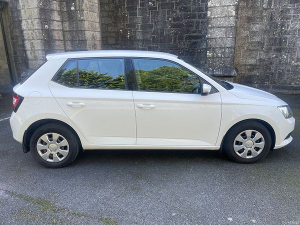 Skoda Fabia 2018 381427311