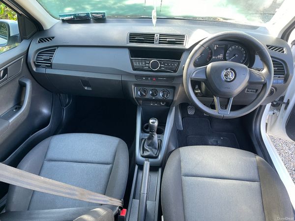 Skoda Fabia 2018 381427317