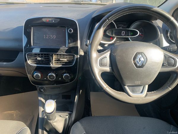 Renault Clio 2018 1.1 litter petrol NCT 01/28 381429773