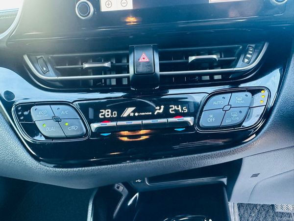 TOYOTA CHR 2020-TWO TONNE 68K KM ONLY 381434303