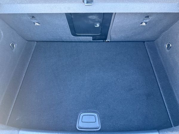 2014 Mercedes A180 1.6L Automatic 381437871