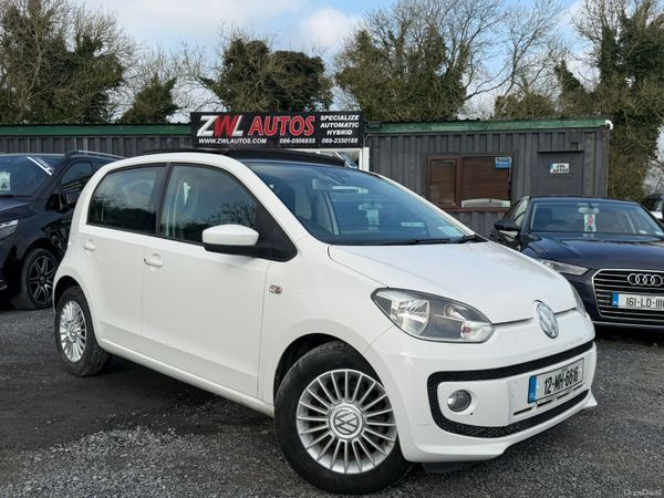 12 Volkswagen up! With Sun Roof 381545919