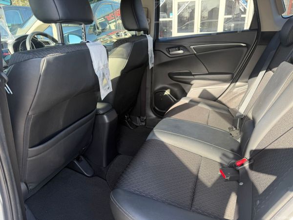 17HONDA FIT HALF LEATHER SEATS 381546587